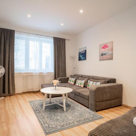 Sukromny Staromestsky Apartman V Uzasnej Lokalite/Cozy Old-Town Apartment In A Great Neighborhood Bratislava Extérieur photo