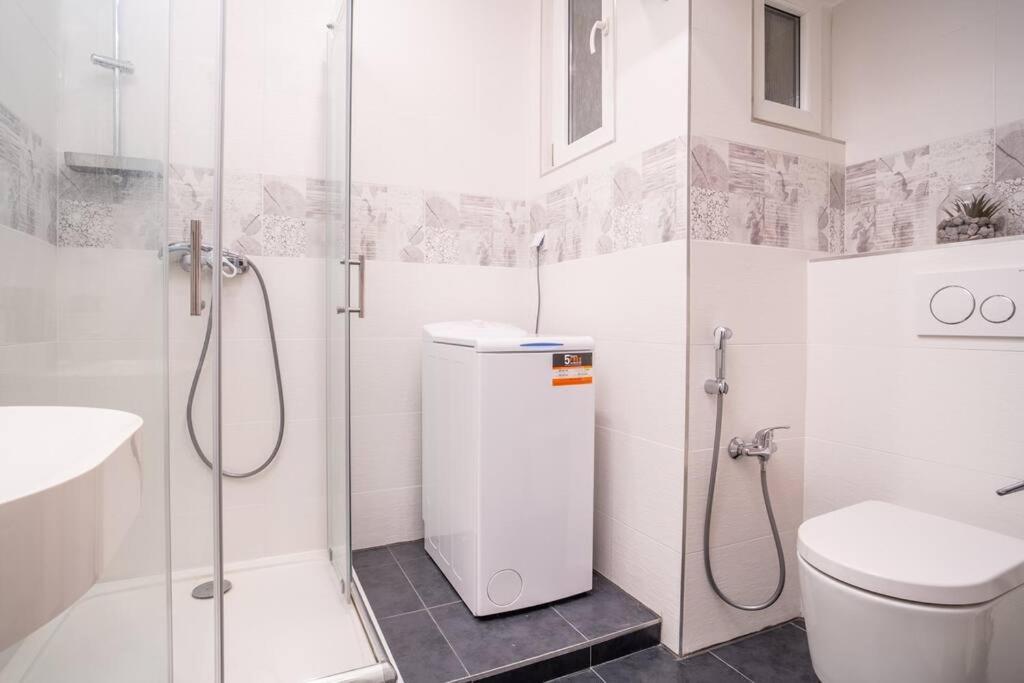 Sukromny Staromestsky Apartman V Uzasnej Lokalite/Cozy Old-Town Apartment In A Great Neighborhood Bratislava Extérieur photo